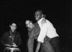 Holder family arrival in Paris 1964