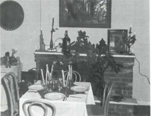 Leoni Au Coin D’Haiti Restaurant. A Living Room atmosphere