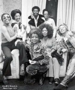 (l-r) Barbara Harris, Ruth Bowen, Teddy Pendergrast, in front - Lee Wade