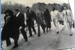 Walking to Falmouth Prison (l-r) Sheila Banks WNAC-TV, F. Lee Bailey, Attorney, Larry Parnell, Wayne Smith, Barbara Harris, B B King, Sid Seidenberg, B B King's Manager