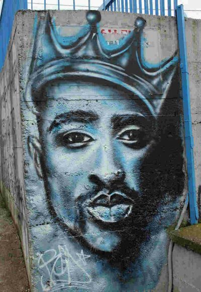 Tupac in blue with a Crown Vlasotince,_Serbia