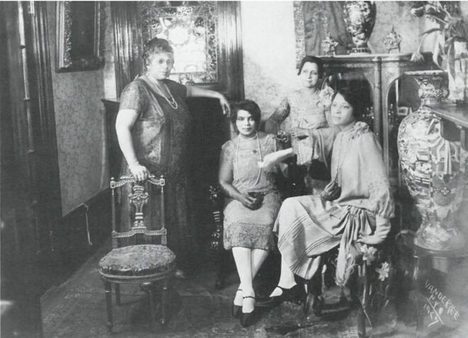 James Augustus Van Der Zee's Women in the Parlor Room